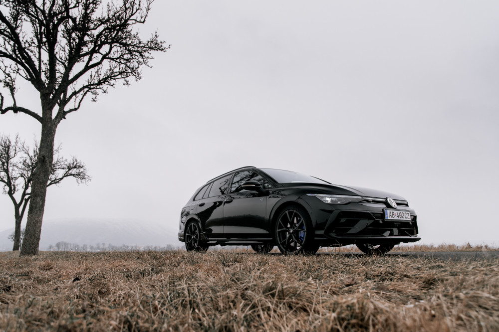 Volkswagen Golf R Variant